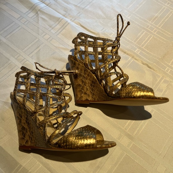 Authentic Alexandre Birman Python Wedge - Picture 5 of 10